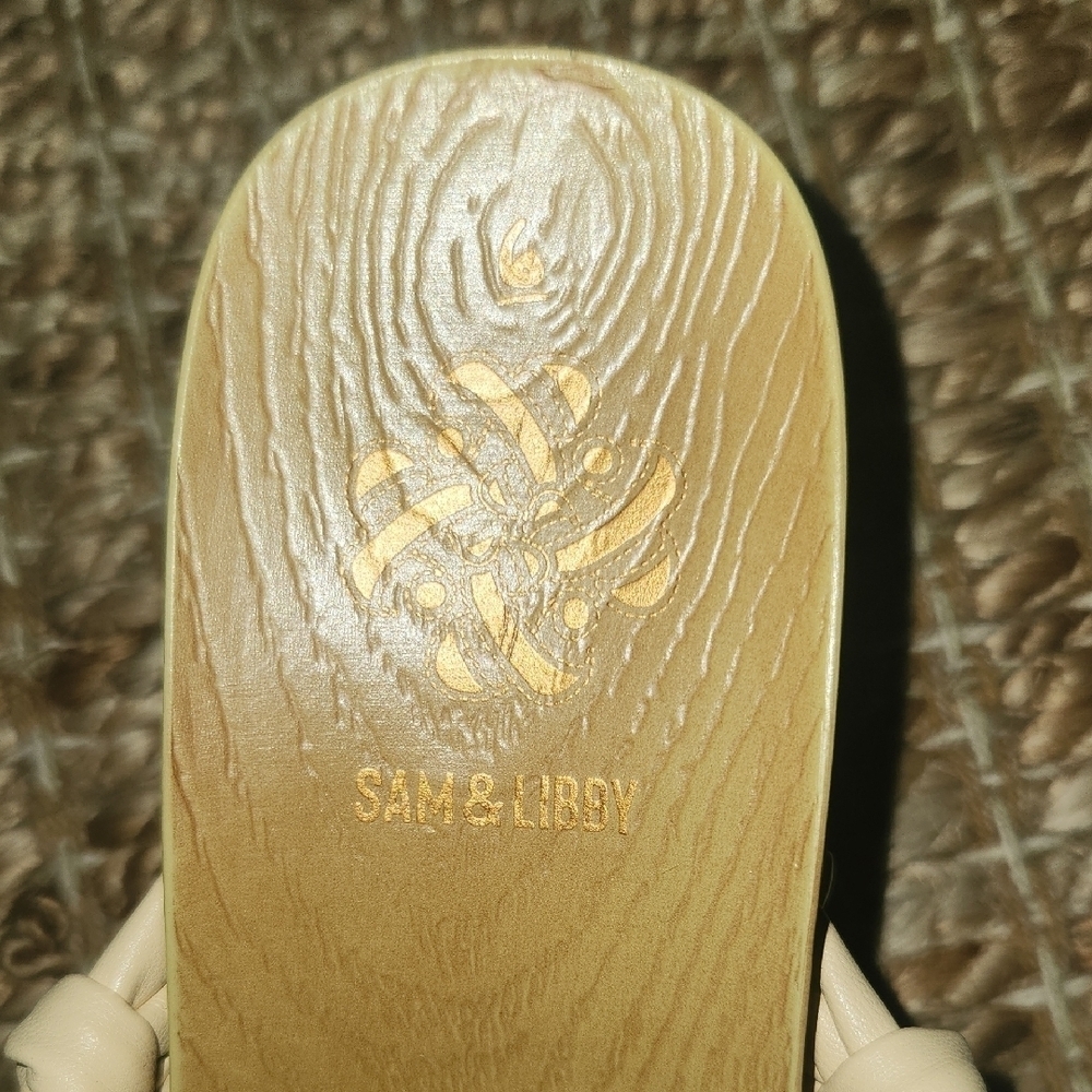 Sam & Libby Boho Tan Casual Clog Sandals Casual with Woven Straps 3in Block Heel - Picture 2 of 7